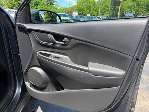 Used 2018 Hyundai Kona SE AWD/4WD image 24