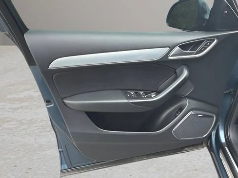 Used 2017 Audi Q3 2.0T Prestige w/ Prestige Package image 25