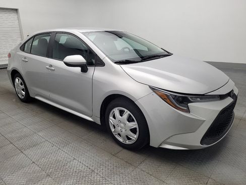 Used 2022 Toyota Corolla LE FWD image 13
