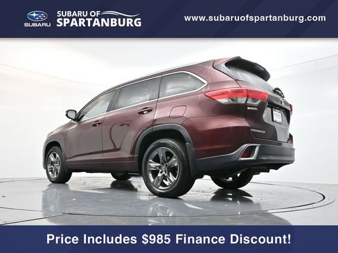 Used 2018 Toyota Highlander Limited Platinum image 30