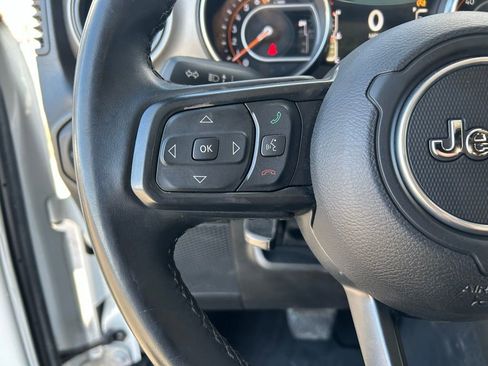 Used 2022 Jeep Wrangler Unlimited Sport image 15