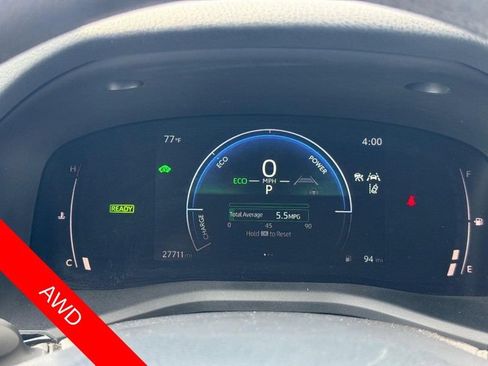 Used 2025 Toyota Camry LE AWD/4WD image 23