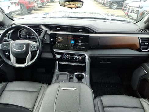 Used 2024 GMC Sierra 2500 Denali w/ Denali Reserve Package AWD/4WD image 14