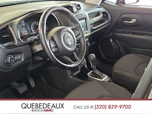 Used 2018 Jeep Renegade Altitude w/ Advanced Technology Group FWD image 10
