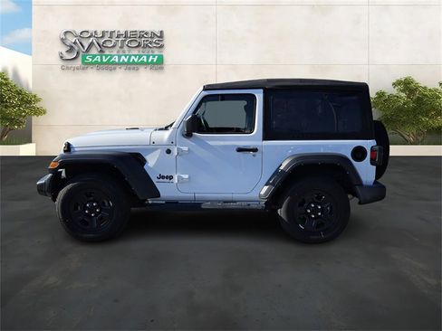 Used 2023 Jeep Wrangler Sport image 2