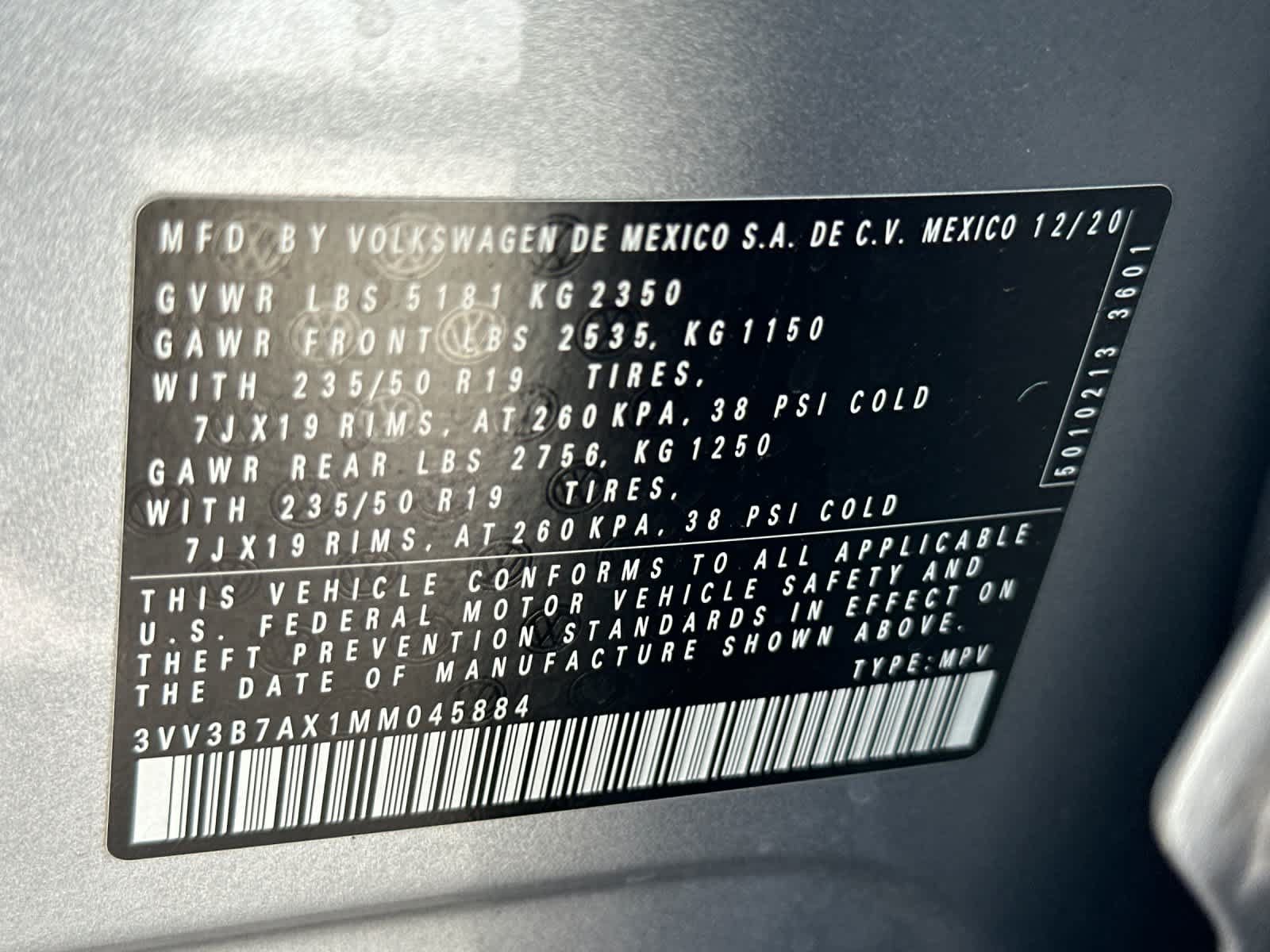 Used 2021 Volkswagen Tiguan SEL FWD image 30