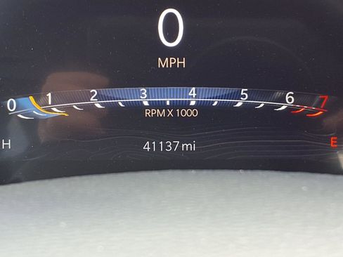 Used 2024 Jeep Grand Cherokee Altitude AWD/4WD image 17