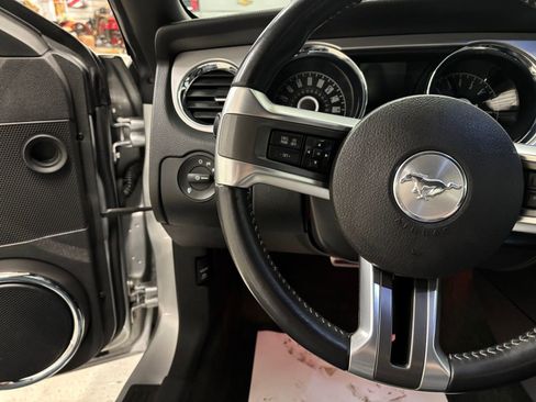 Used 2014 Ford Mustang GT Premium w/ Comfort Package RWD image 13
