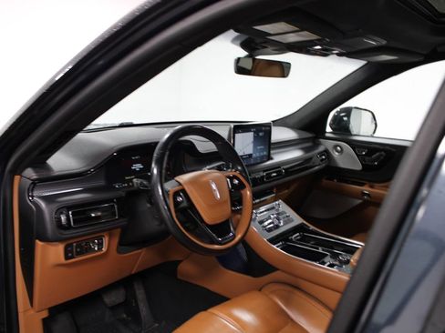 Used 2023 Lincoln Aviator Black Label Grand Touring image 23