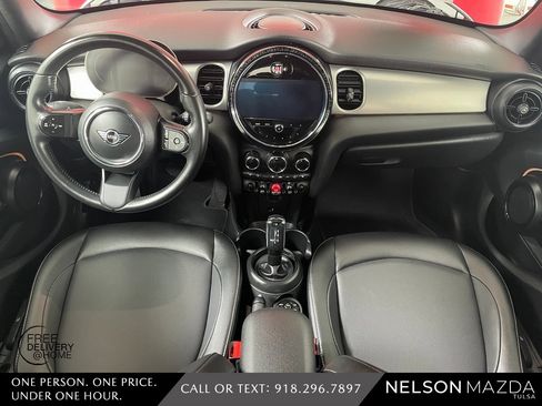 Used 2022 MINI Cooper 4-Door Hardtop image 46