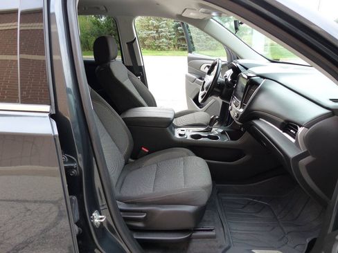 Used 2019 Chevrolet Traverse LT w/ LPO, Floor Liner Package AWD/4WD image 47