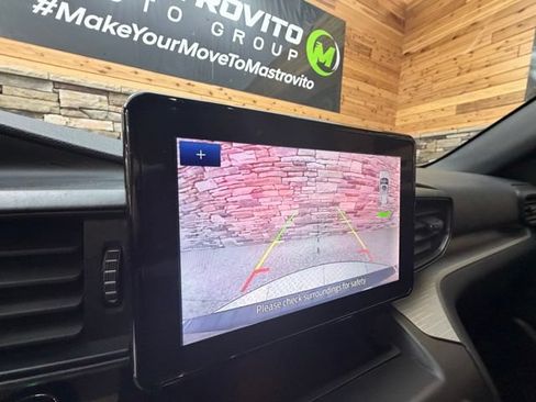 Used 2020 Ford Explorer XLT w/ Comfort Package AWD/4WD image 22
