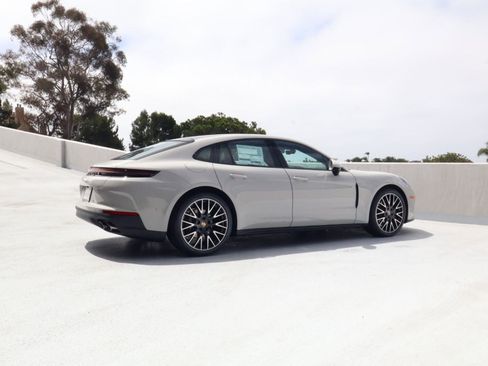 New 2026 Porsche Panamera image 8