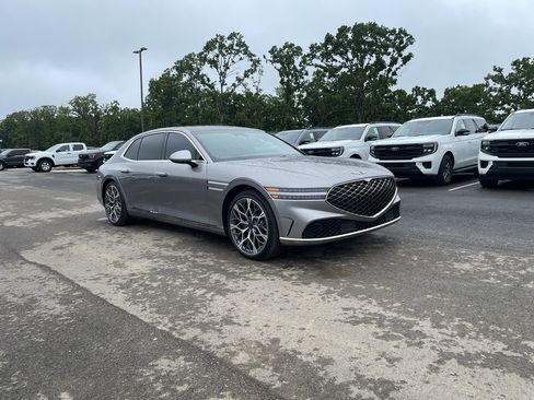 Used 2023 Genesis G90 3.5T AWD/4WD image 4