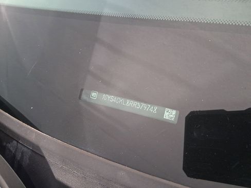 Used 2024 Cadillac Escalade Sport Platinum w/ LPO, ONYX Package image 9