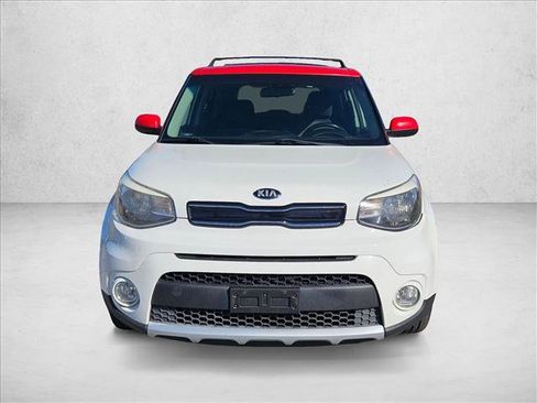 Used 2018 Kia Soul + FWD image 2