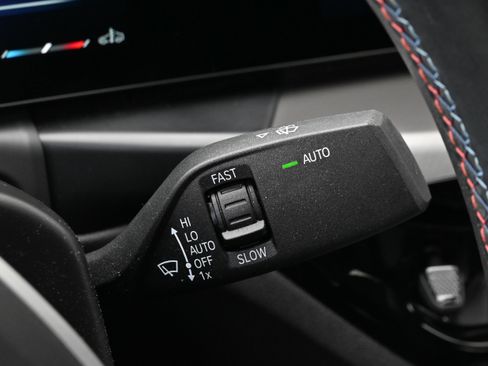 Certified 2025 BMW M240i Coupe RWD image 34
