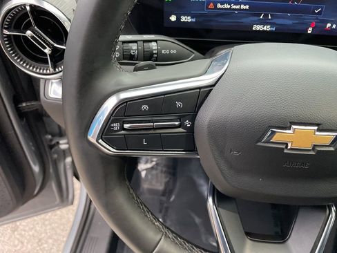 Used 2025 Chevrolet Equinox LT image 13