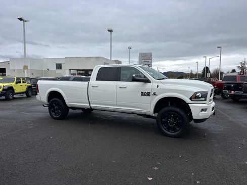 Used 2018 RAM 2500 Laramie w/ Sport Appearance Group image 7