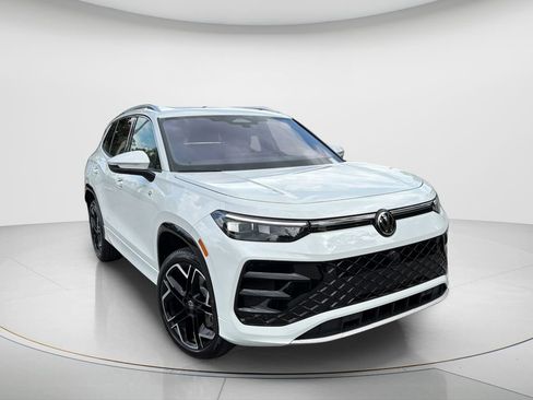New 2026 Volkswagen Tiguan SEL R-Line AWD/4WD image 4