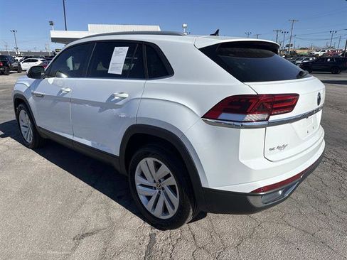 Used 2022 Volkswagen Atlas Cross Sport SE image 10