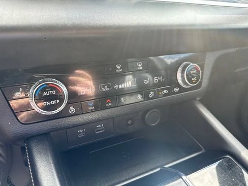 Used 2023 Mitsubishi Outlander SEL Black Edition AWD/4WD image 23