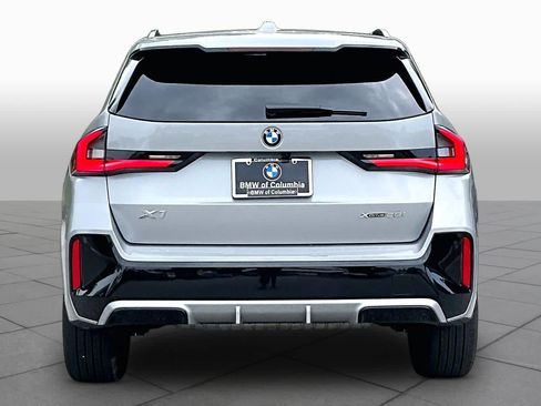 Certified 2025 BMW X1 xDrive28i AWD/4WD image 4