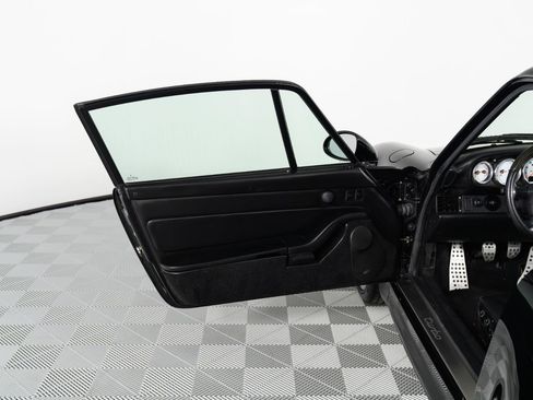 Used 1996 Porsche 911 Turbo RWD image 27