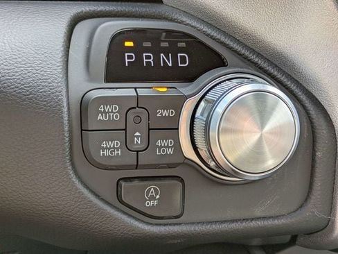 New 2026 RAM 1500 Laramie AWD/4WD image 25