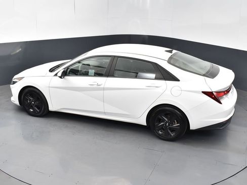 Used 2023 Hyundai Elantra SEL image 47