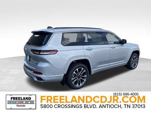 New 2025 Jeep Grand Cherokee L Overland w/ Luxury Tech Group IV AWD/4WD image 7