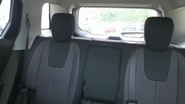 Used 2017 GMC Terrain SLE w/ Convenience Package FWD image 8