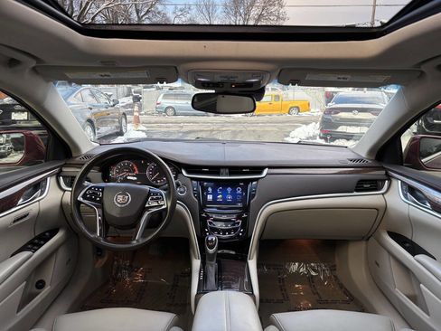 Used 2013 Cadillac XTS Premium image 15