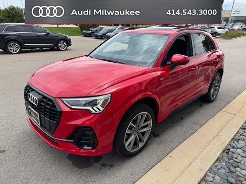 Used 2023 Audi Q3 2.0T Premium Plus w/ Premium Plus Package AWD/4WD image 6