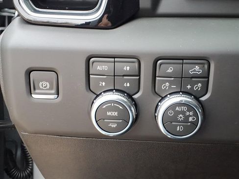 New 2026 GMC Sierra 3500 Denali Ultimate image 22