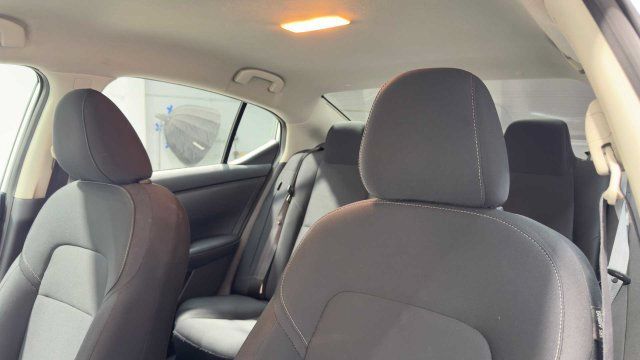 Used 2024 Nissan Sentra S FWD image 22
