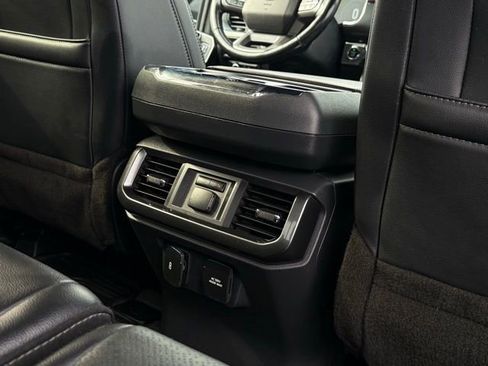 Used 2021 Ford F150 Lariat w/ Equipment Group 502A High image 22