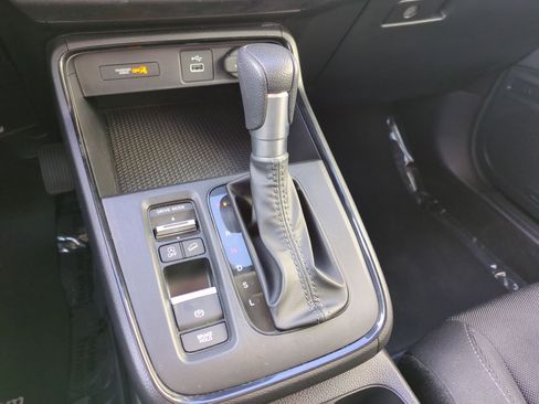 Used 2025 Honda CR-V LX image 28