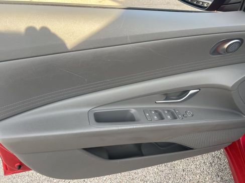 Used 2023 Hyundai Elantra SEL w/ Cargo Package image 7