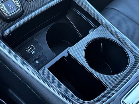 Used 2021 Hyundai Santa Fe Limited w/ Cargo Package image 21