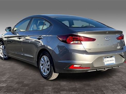 Used 2019 Hyundai Elantra SE image 12