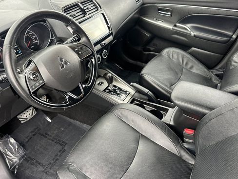 Used 2018 Mitsubishi Outlander Sport SEL AWD/4WD image 11