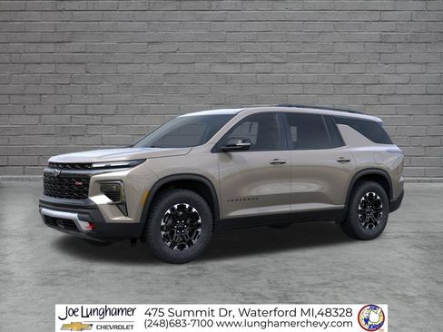 New 2027 Chevrolet Traverse Z71 w/ Enhanced Driving Package AWD/4WD image 2