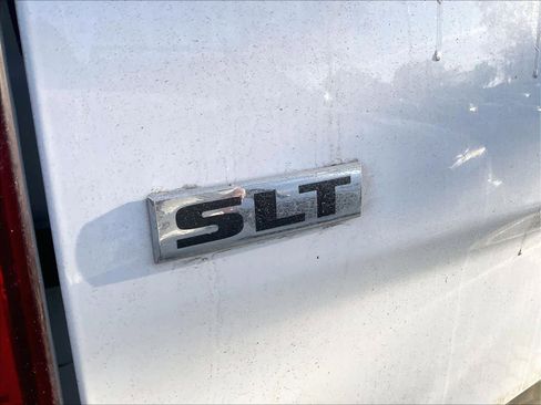 Used 2024 RAM 1500 Classic SLT image 11