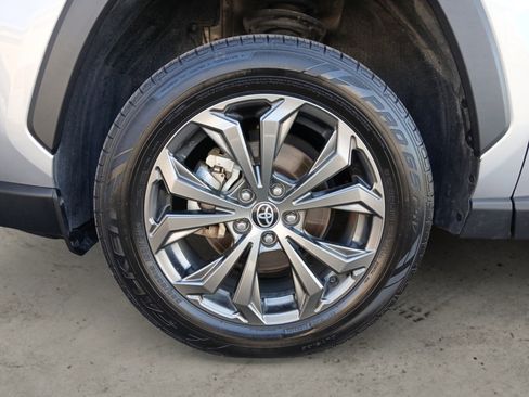 Used 2023 Toyota RAV4 Limited image 14