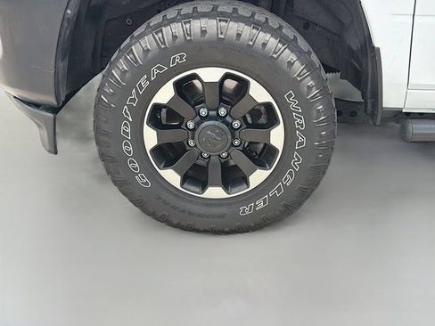 Used 2021 RAM 2500 Tradesman AWD/4WD image 38