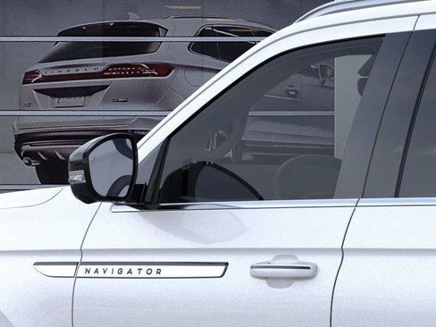 New 2025 Lincoln Navigator Reserve image 20