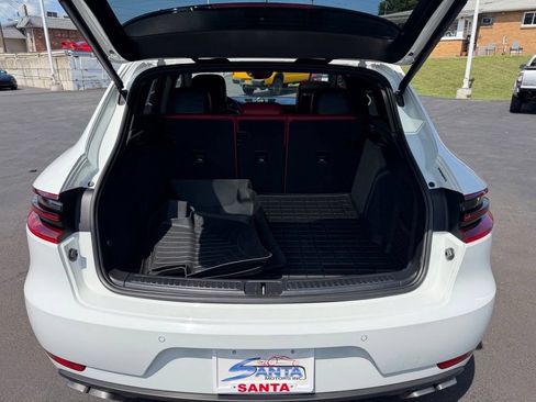 Used 2017 Porsche Macan Turbo AWD/4WD image 15
