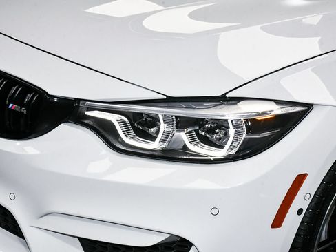 Used 2019 BMW M4 Convertible w/ Competition Package RWD image 81