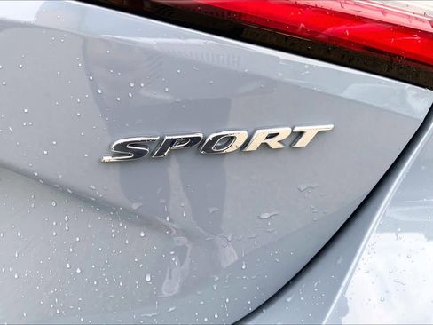 Used 2023 Honda Civic Sport image 10